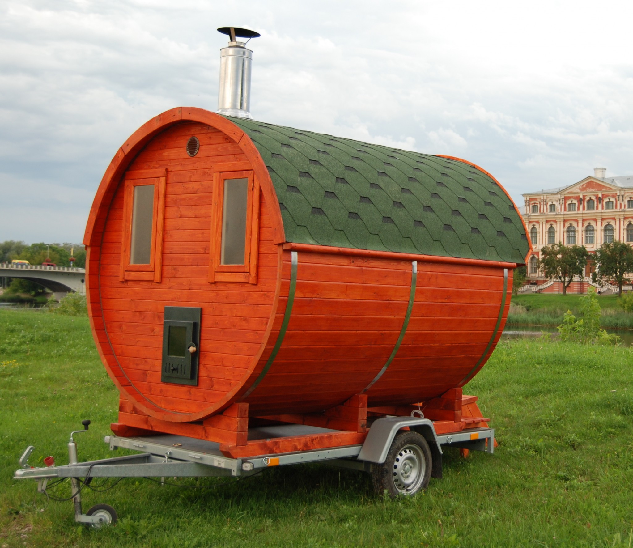2.5 m round barrel sauna