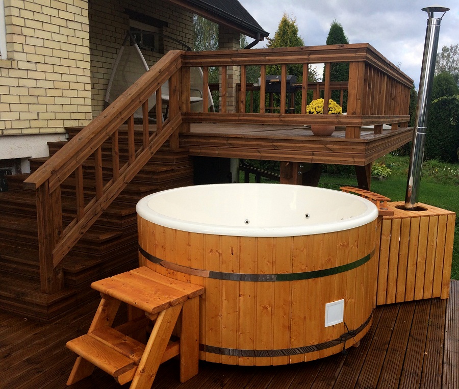 Stiklašķiedru kubls ar hidromasāžu